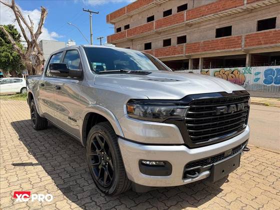 RAM 1500 5.7 V8 GASOLINA LIMITED NIGHT EDITION CD 4X4 AUTOMÁTICO